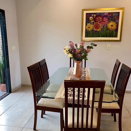 Moderna Y Unica Casa Independiente Con Jardin Y Estacionamiento シウダー・デル・エステ エクステリア 写真
